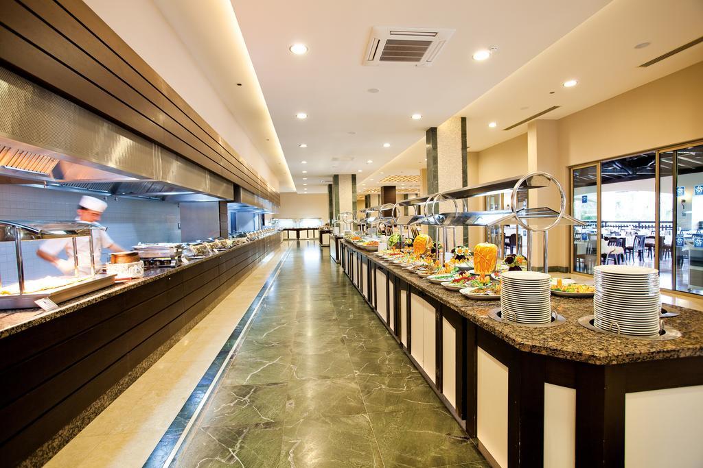 Melas Village אתר נופש 5*